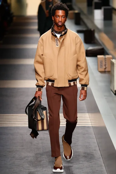 Look 8
